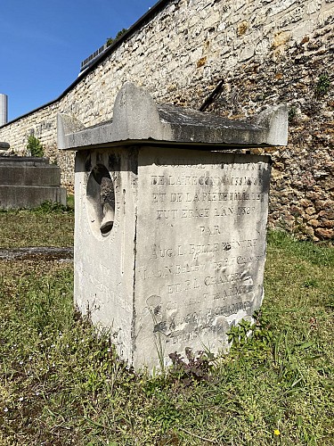 Tombe de Clément Belle au cimetière Nord de Saint-Mandé