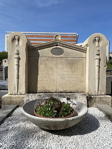 Tombe de Claude-François Mongenot au cimetière Nord de Saint-Mandé