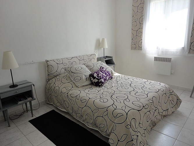 Gite-de-Cezac-Chambre3-800x600-Pierrot