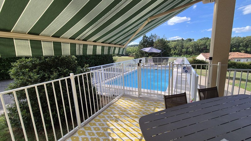 Maison de Verdure climatisée et piscine chauffée