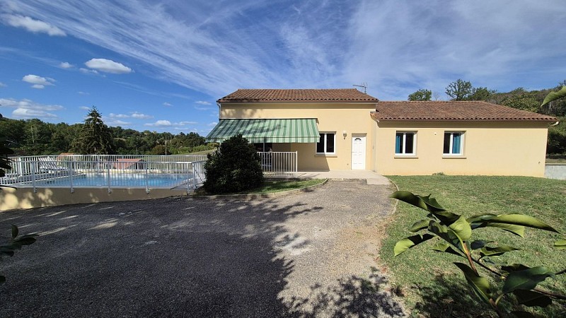 Maison de Verdure climatisée et piscine chauffée