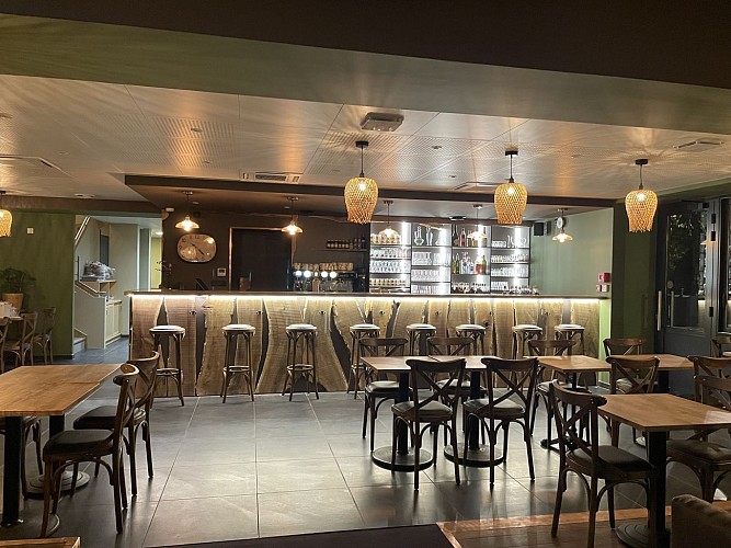 Bar 2