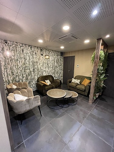 Petit Salon