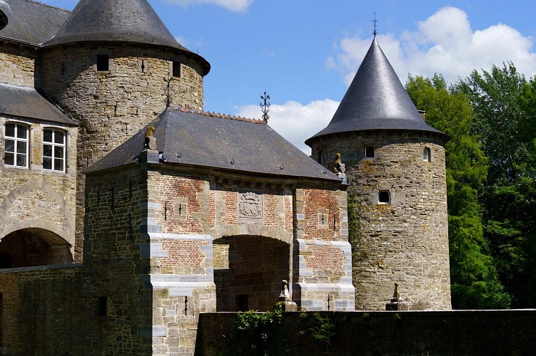 Porche d'entr&ée et pont Denis Closon