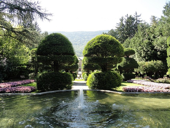 Le Bourget du Lac de l'église du prieuré au château Thomas II visite guidée