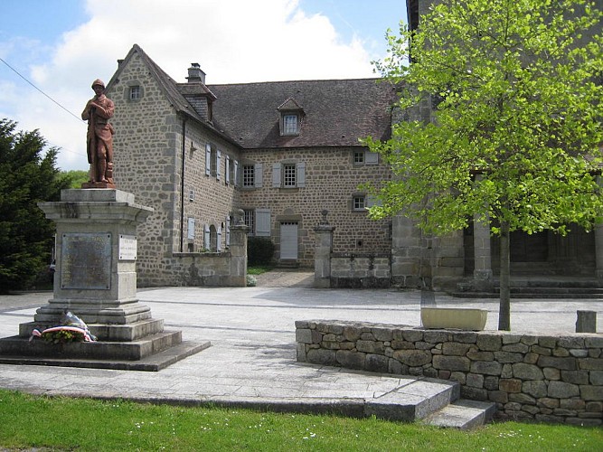 L'église de St Avit de Tardes