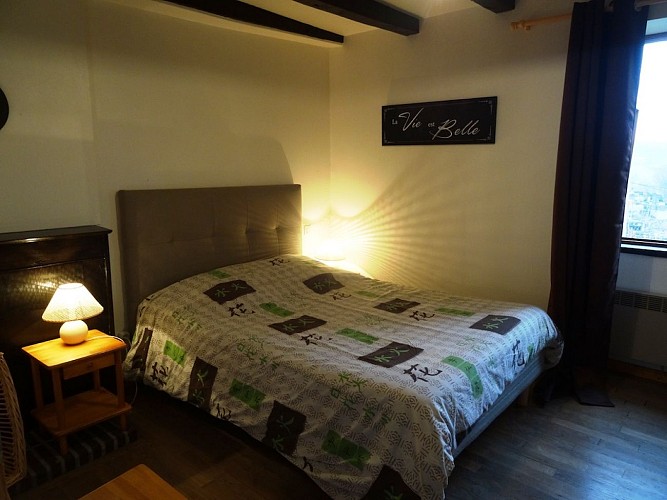 Chambre bas 23200 St Avit de Tardes 