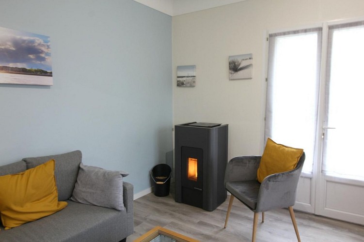 photo1