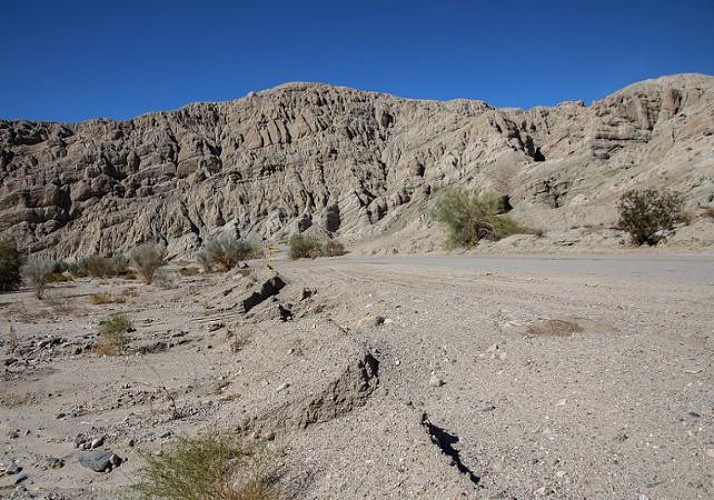 Nocturnal Jeep Tour of the San Andreas Fault – Leaving from Palm Desert