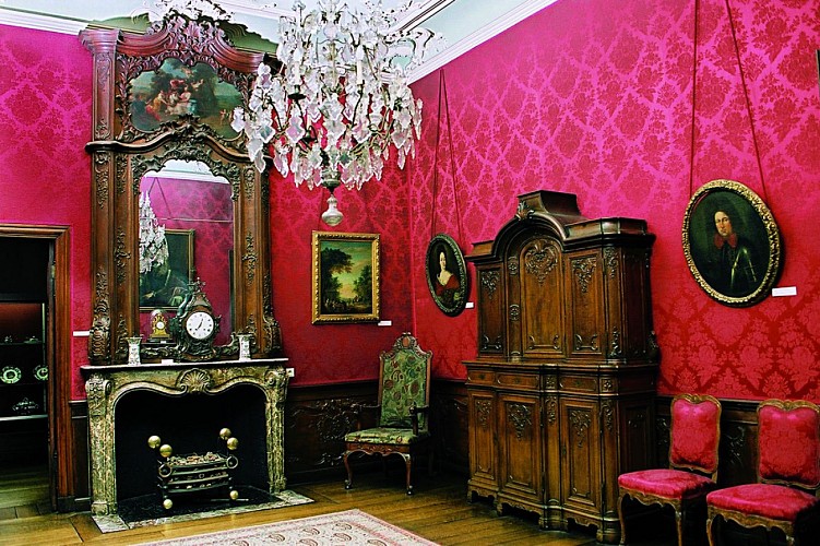 Musée d'Ansembourg - Liège - Salon Rouge