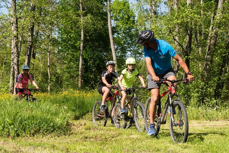 Mountain bike hire at La Plaine Tonique