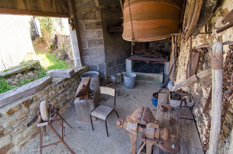 Le village de vanniers de la Fazilière