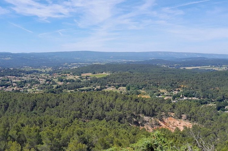Au sud-ouest : Gargas, Bonnieux, plaine du Calavon et Petit Luberon