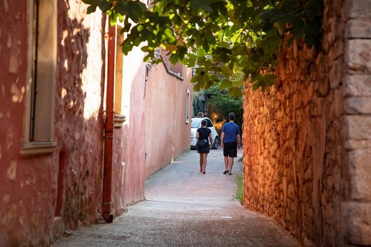 Rue colorées de Roussillon