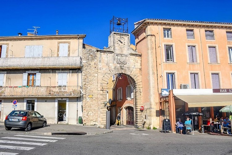 Porte de Saignon