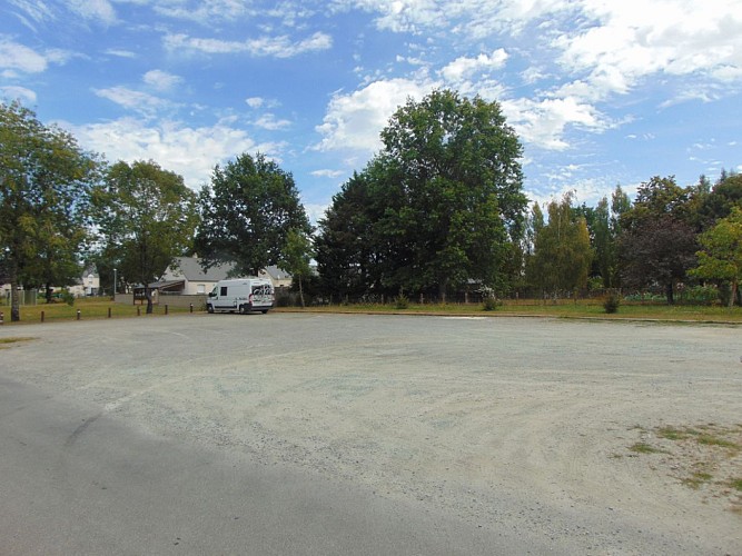 AIRE DE STATIONNEMENT