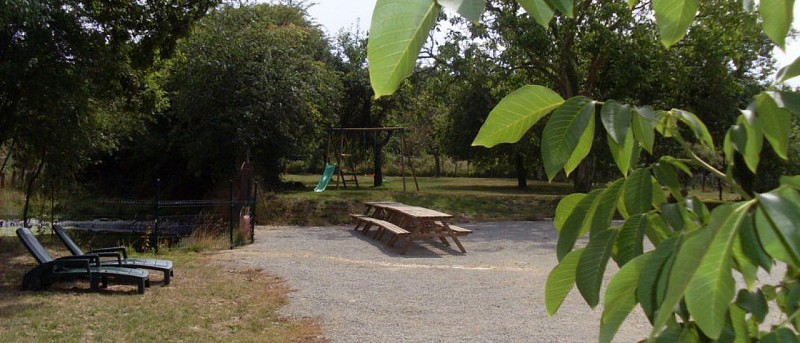 GITE DE GROUPE "CLOS ROBIN"