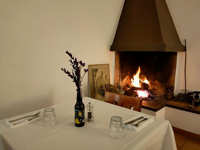 AUBERGE DE TESA