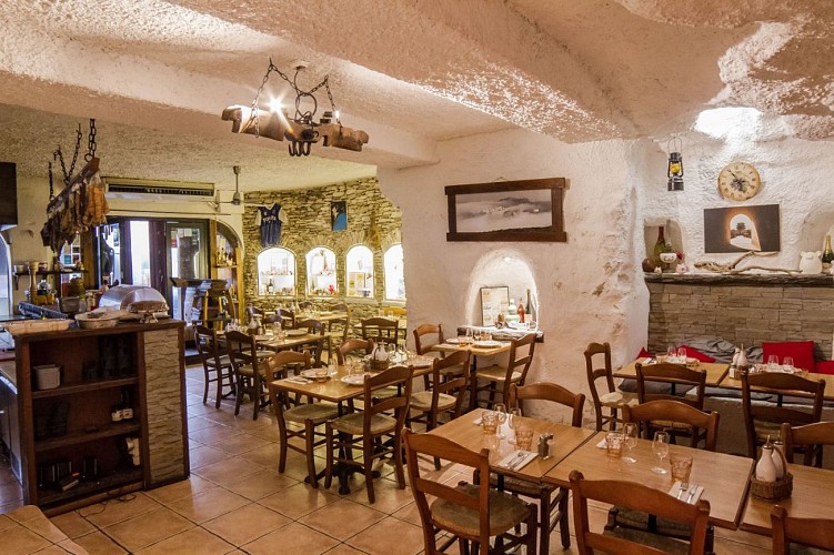 kissing-restaurant-port-corse-cuisine-Corsica
