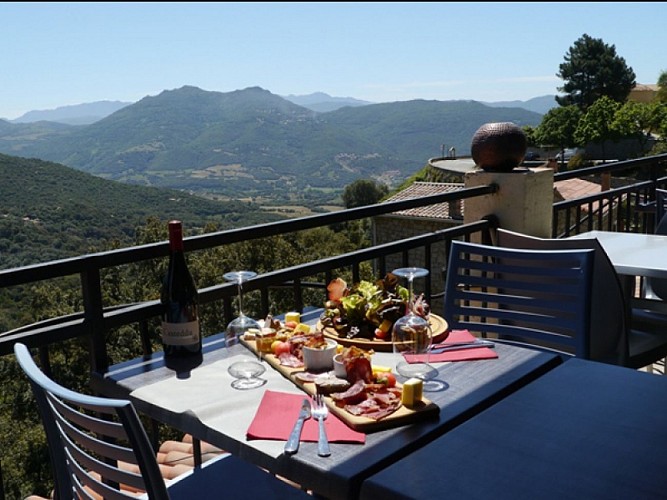 LA SOURCE