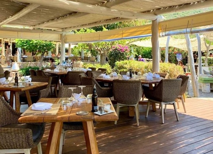 LE CAFE DE LA PLAGE