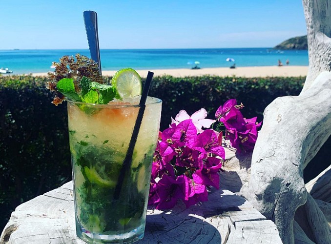 LE CAFE DE LA PLAGE