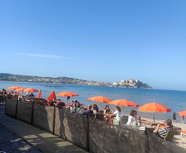 Le Belgodère restaurant sur la plage de Calvi