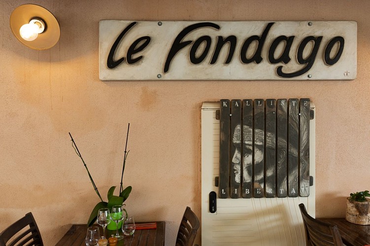 restaurant fondago bonifacio haute ville (3)
