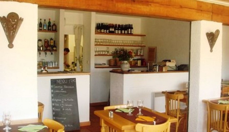 LE PAS PAREIL