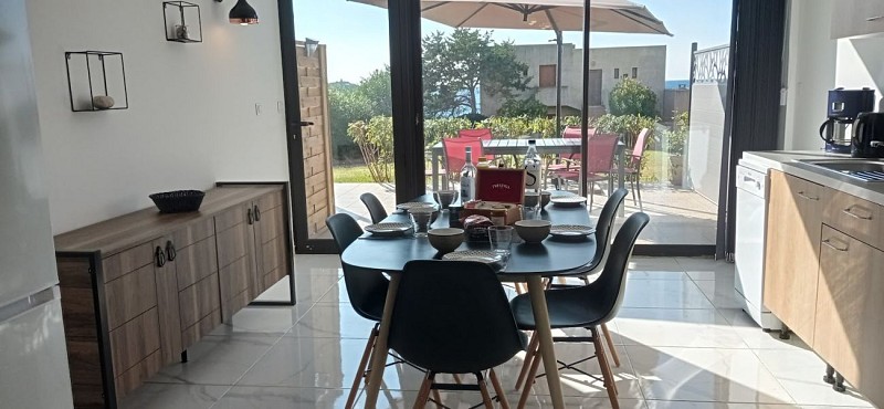 vue intérieure + terrasse