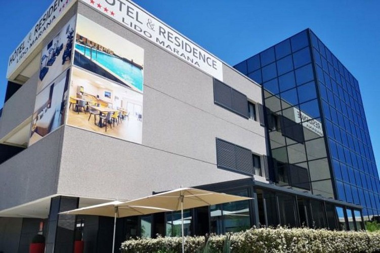 facade-hotel-lido-marana