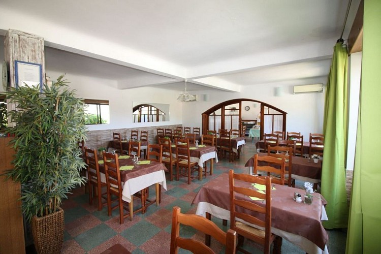 salle-restaurant-scaled