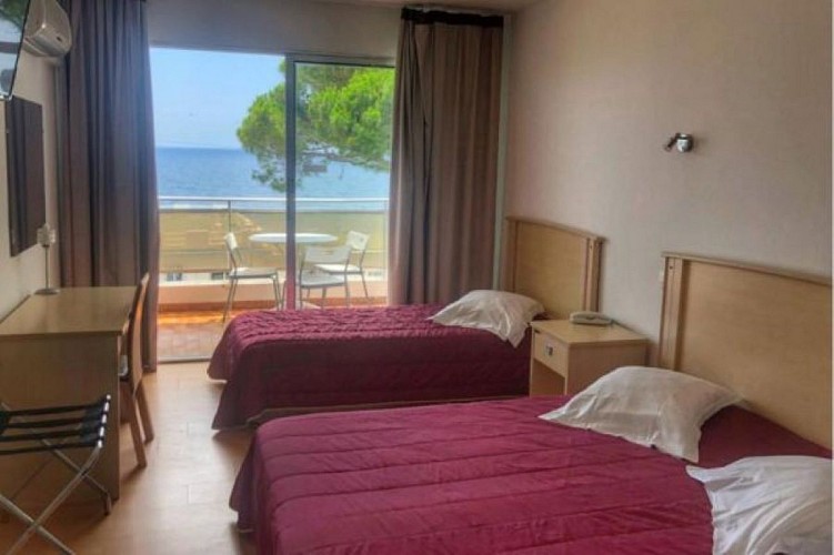 hotel-ariana-chambre