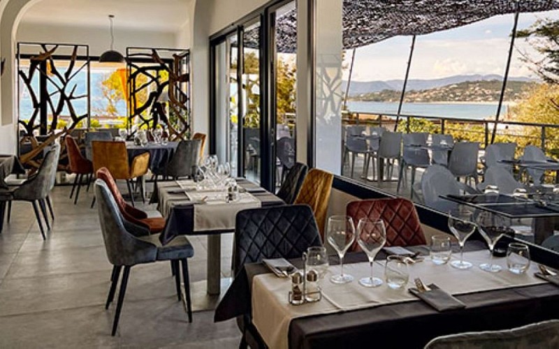 RESTAURANT DE L'HÔTEL D'ISULELLA