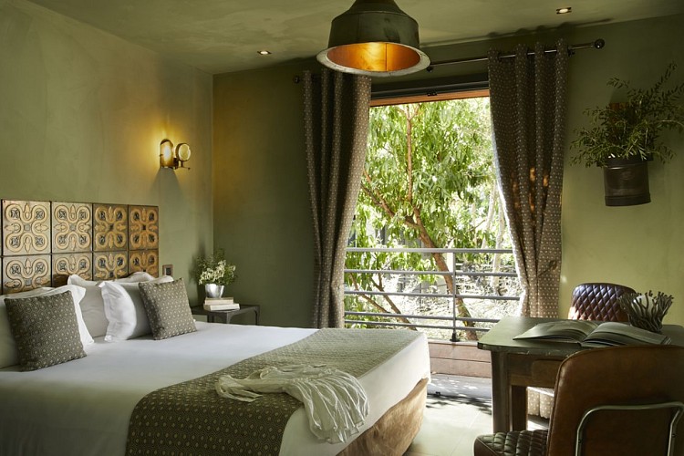 E-tre-stelle-hôtel-corsica-chambre-parental.jpg