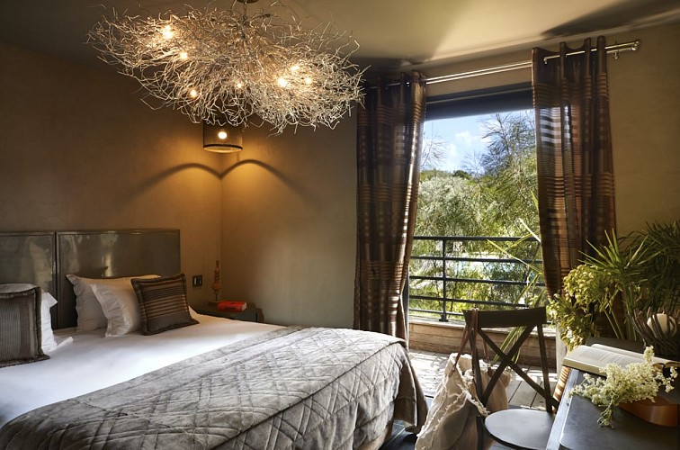 E-tre-stelle-hôtel-corsica-chambre-suite.jpg
