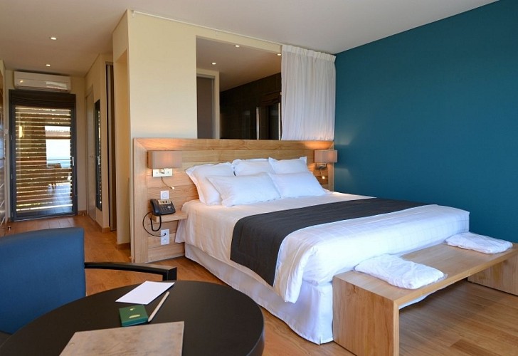 Hôtel-LE-TOMINO-chambre