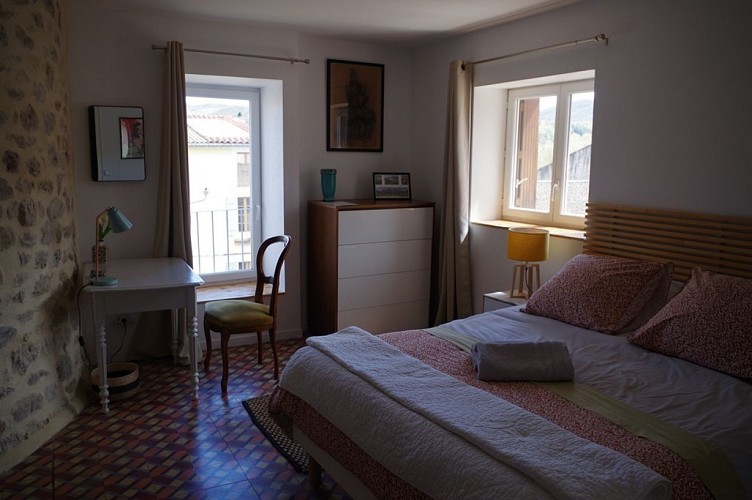 CHAMBRE-CLAIRE-1