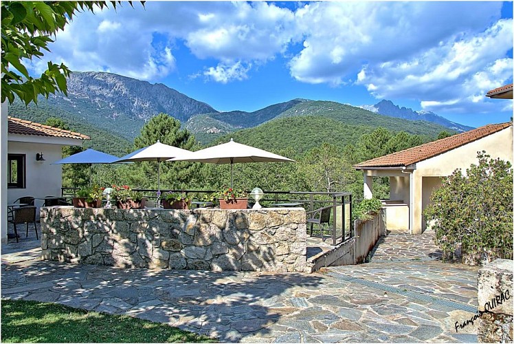 Retro-01-Auberge-les-Deux-Sorru-4200