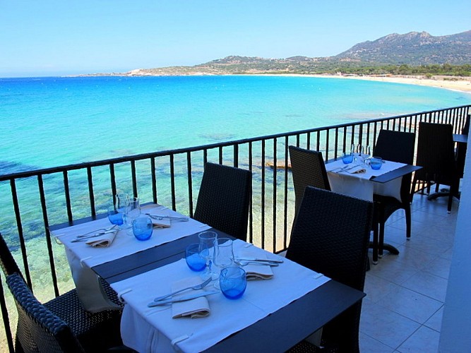 SANTA VITTORIA - HÔTEL DE LA PLAGE