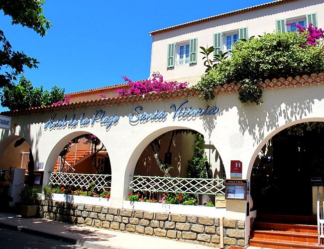 SANTA VITTORIA - HÔTEL DE LA PLAGE