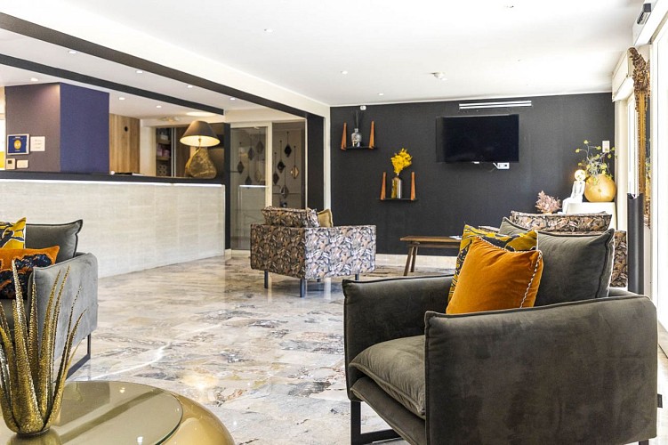 SALLE RECEPTION