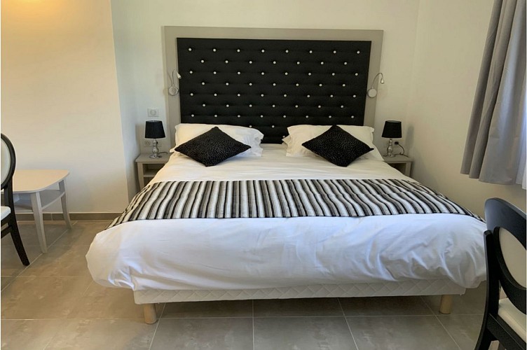 hotal-astoria-lit-standard-site