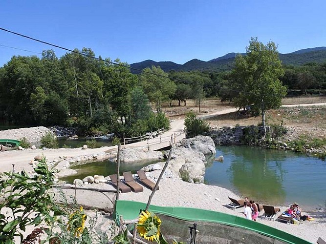 CAMPING LA RIVIERE