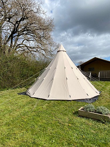 GLAMPING SAINTE-SUZANNE