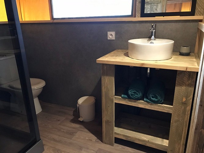 GLAMPING SAINTE-SUZANNE