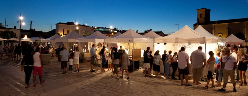 Marché nocturne centre-ville