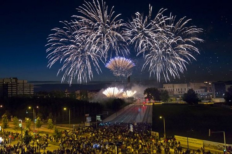 L'été à Strasbourg - Feux d'artifice et bal populaire du 14 juillet