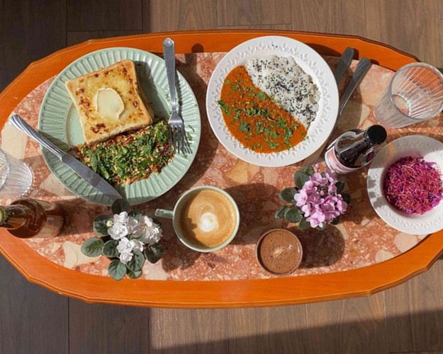 chez-mirabelle-table