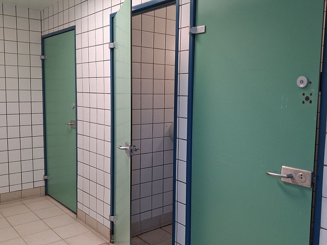 Toilettes Mottets - Plage aux Dames